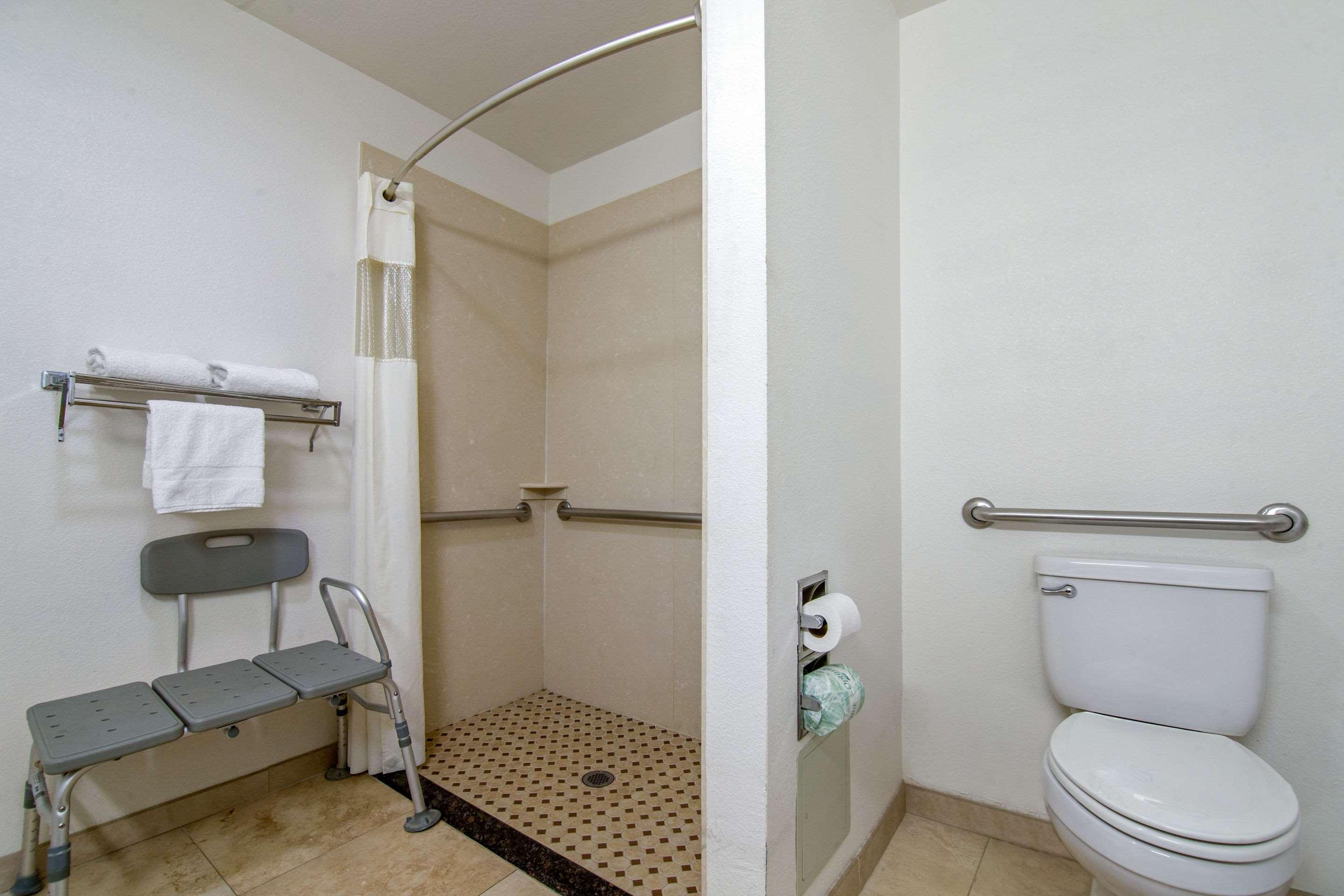Rodeway Inn Adelanto Us 395 Ngoại thất bức ảnh