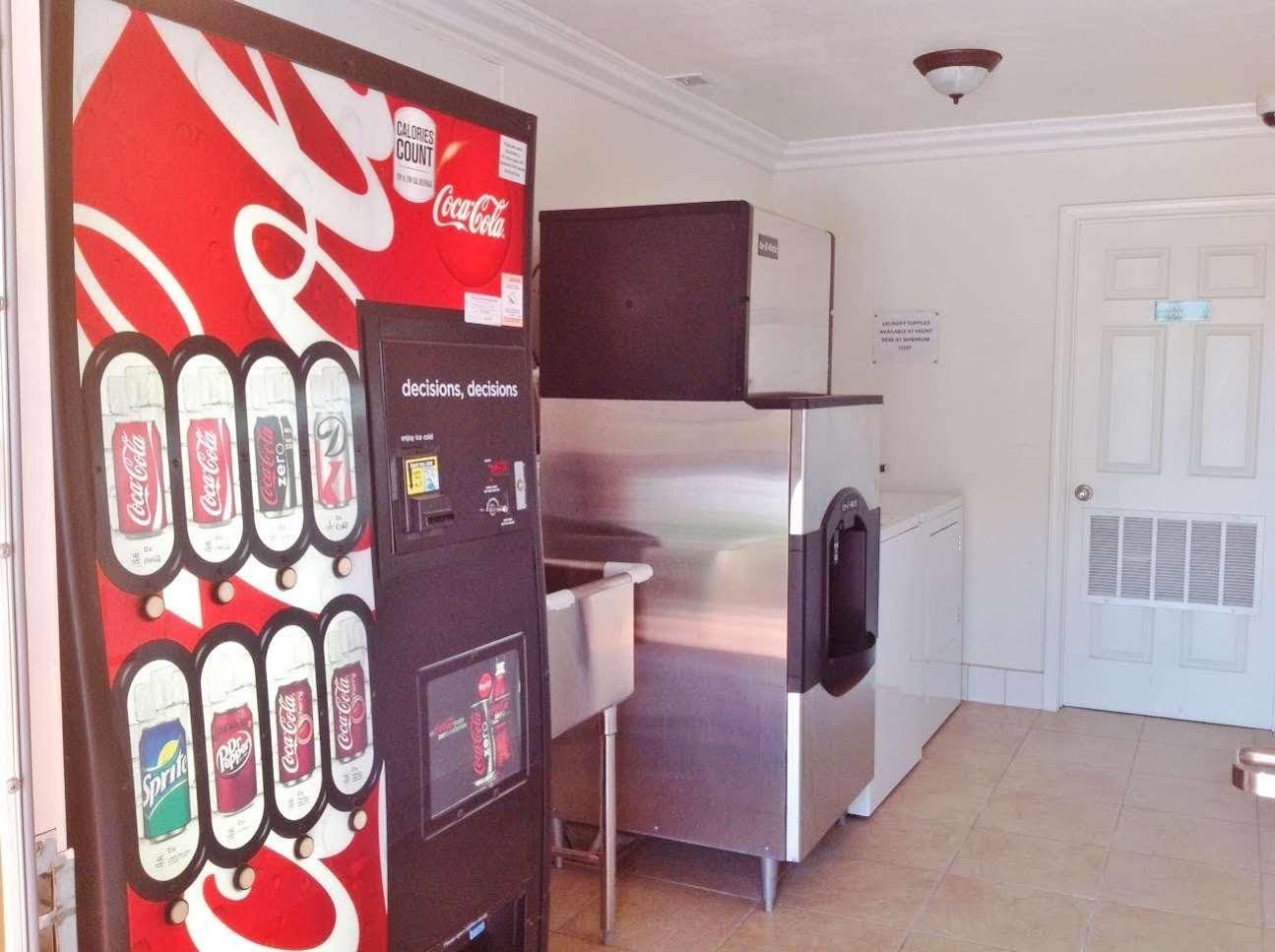 Rodeway Inn Adelanto Us 395 Ngoại thất bức ảnh